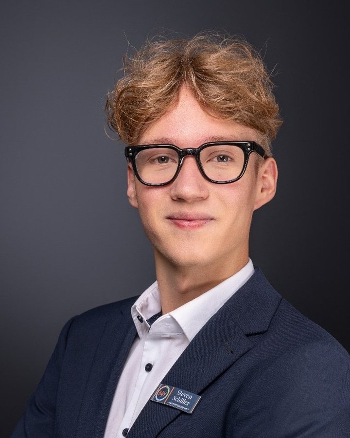 Porträt von Steven Schiller